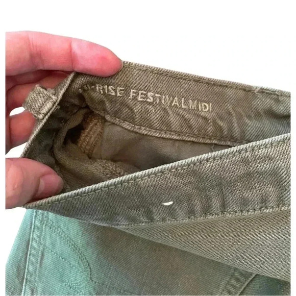 American Eagle High Waisted Festival Midi Jean Shorts Olive Green Size 8 - Picture 4 of 8